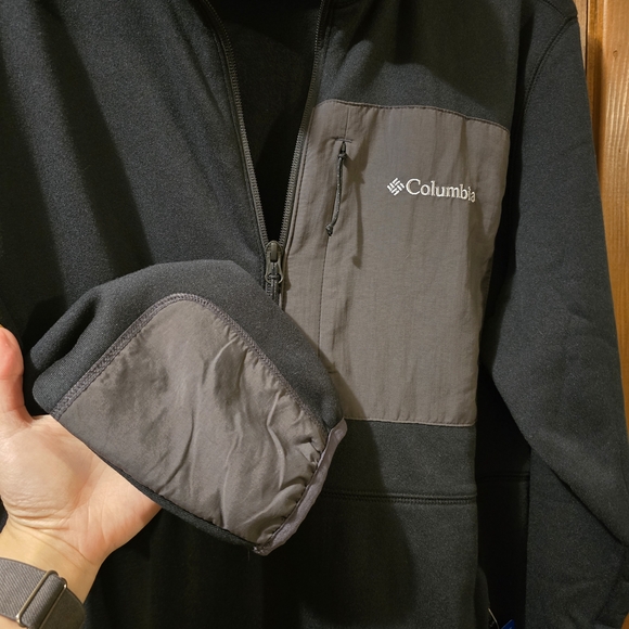 Columbia Black and Gray Half-Zip Pullover - Picture 5 of 5